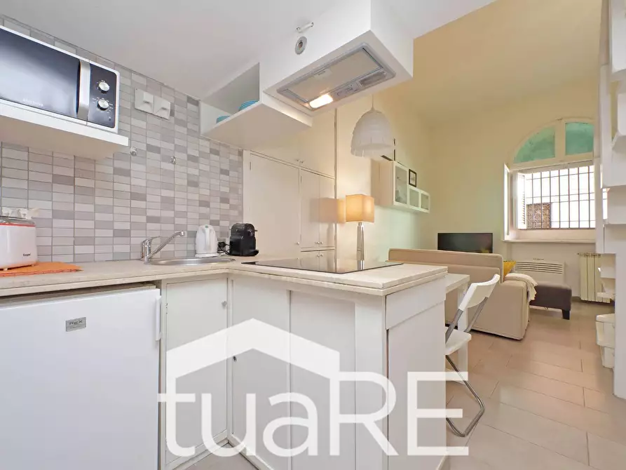 Immagine 5 di Appartamento in vendita  in Via Della Fonte D'olio a Roma