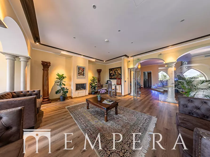 Immagine 7 di Villa in vendita  in via cassia bis a Bassano In Teverina