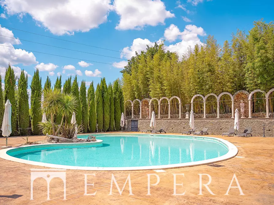 Immagine 10 di Villa in vendita  in via cassia bis a Bassano In Teverina