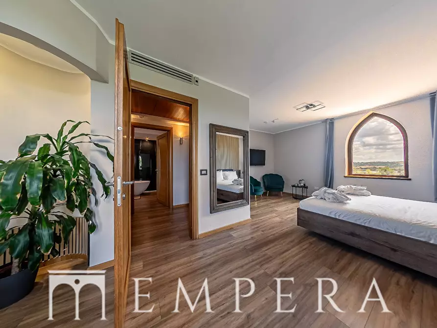 Immagine 12 di Villa in vendita  in via cassia bis a Bassano In Teverina