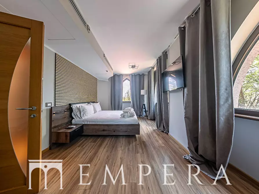 Immagine 21 di Villa in vendita  in via cassia bis a Bassano In Teverina