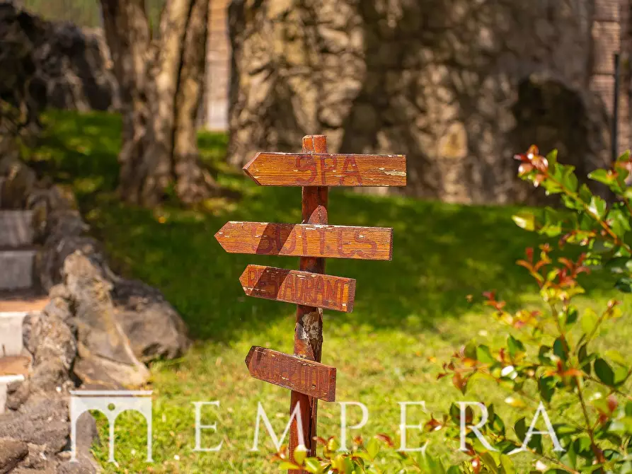 Immagine 39 di Villa in vendita  in via cassia bis a Bassano In Teverina