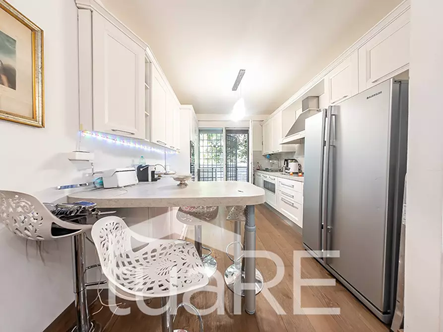 Immagine 21 di Appartamento in vendita  in Via Vicolungo a Roma