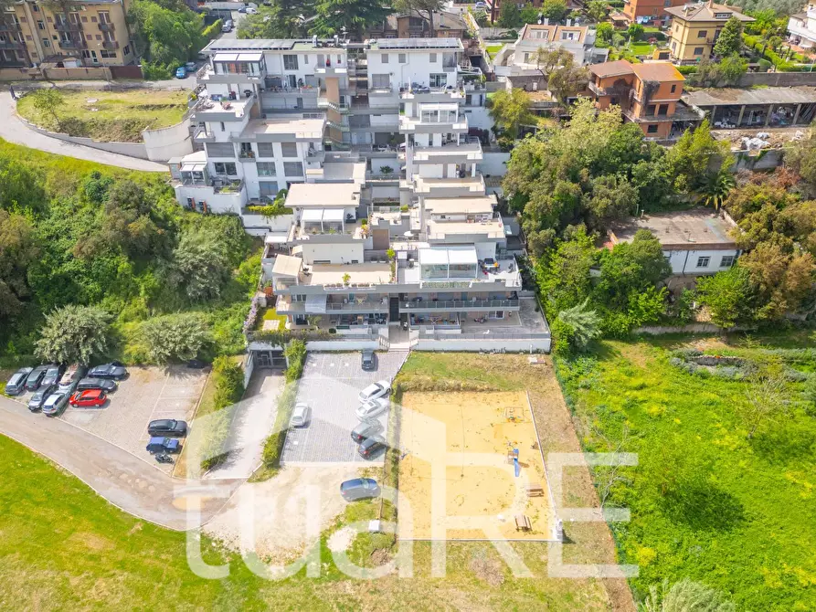 Immagine 33 di Appartamento in vendita  in Via Vicolungo a Roma