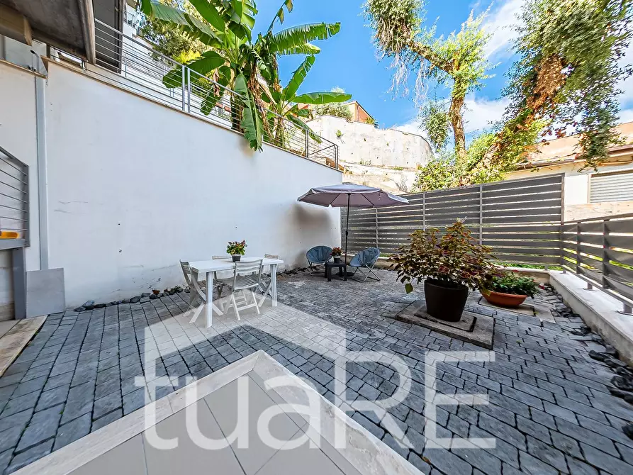 Immagine 35 di Appartamento in vendita  in Via Vicolungo a Roma