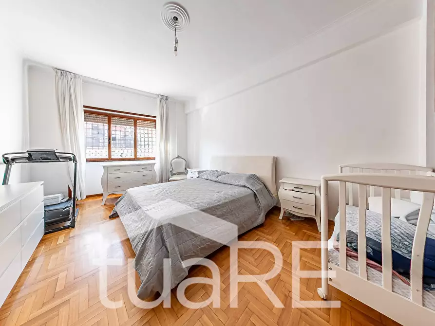 Immagine 5 di Appartamento in vendita  in Via Antonio Serra a Roma