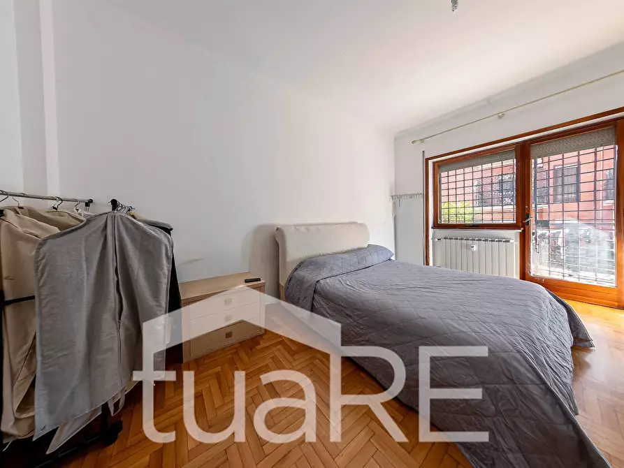 Immagine 7 di Appartamento in vendita  in Via Antonio Serra a Roma