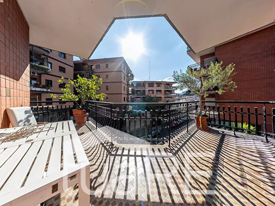 Immagine 12 di Appartamento in vendita  in Via Antonio Serra a Roma