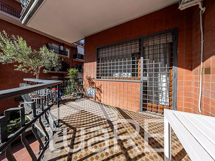 Immagine 22 di Appartamento in vendita  in Via Antonio Serra a Roma