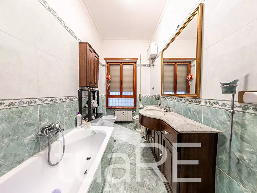 Immagine 23 di Appartamento in vendita  in Via Antonio Serra a Roma