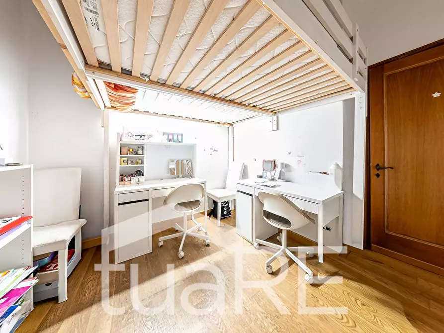 Immagine 28 di Appartamento in vendita  in Via Antonio Serra a Roma