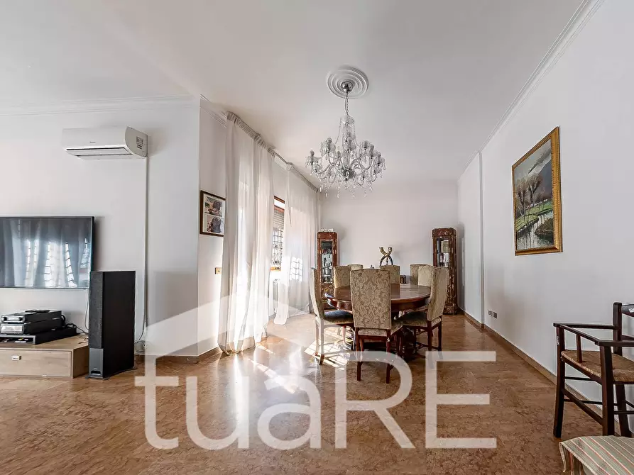 Immagine 33 di Appartamento in vendita  in Via Antonio Serra a Roma