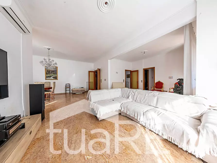 Immagine 36 di Appartamento in vendita  in Via Antonio Serra a Roma