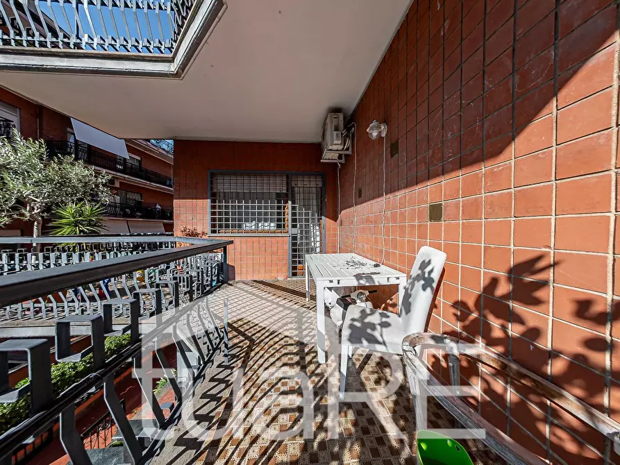 Immagine 41 di Appartamento in vendita  in Via Antonio Serra a Roma