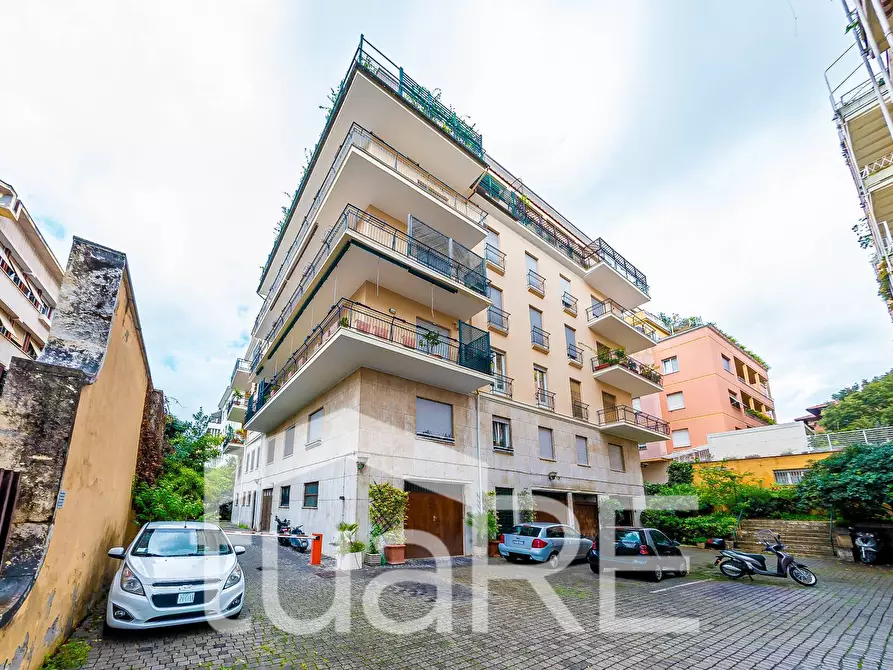 Immagine 10 di Appartamento in vendita  in Via Salaria a Roma