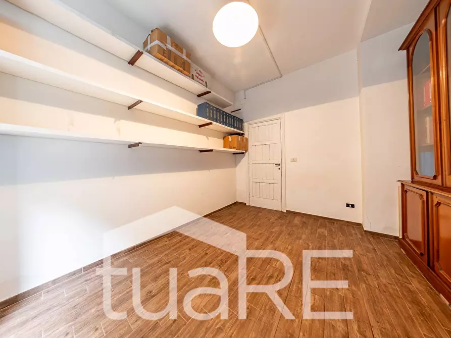 Immagine 14 di Box auto in vendita  in Via Salaria a Roma