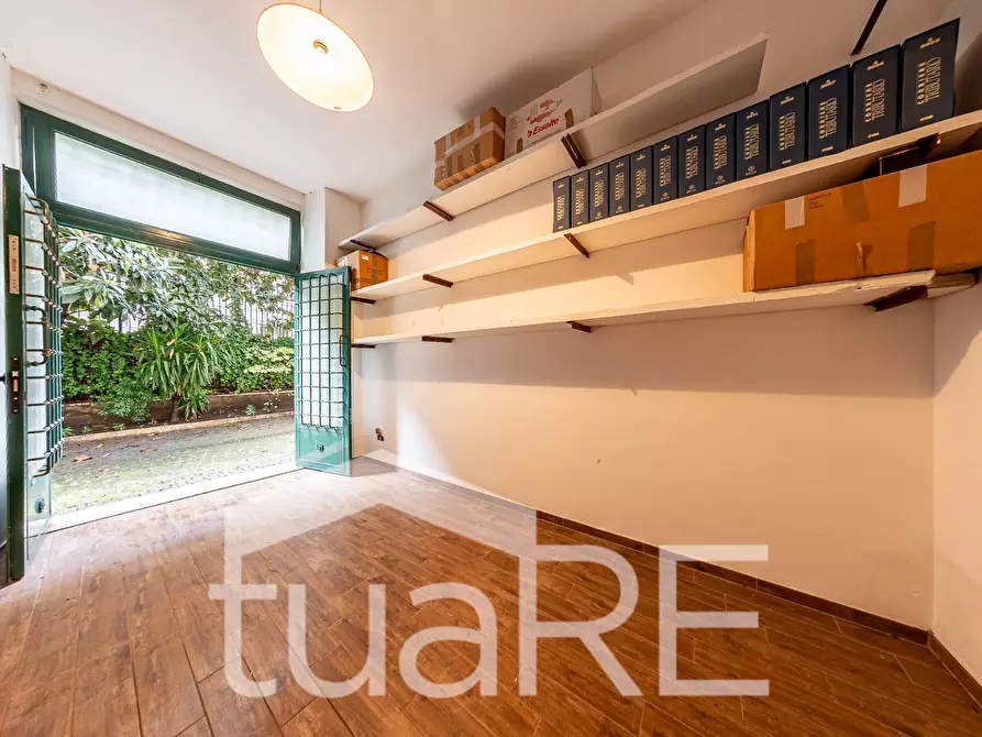 Immagine 4 di Ufficio in vendita  in Via Salaria a Roma