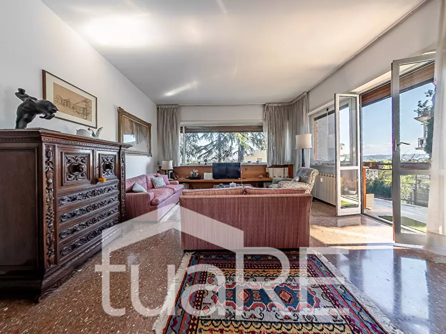 Immagine 2 di Appartamento in vendita  in Via Giuseppe Vaccari a Roma