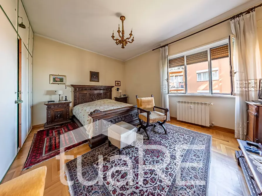 Immagine 5 di Appartamento in vendita  in Via Giuseppe Vaccari a Roma