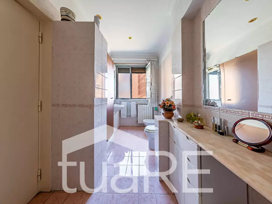 Immagine 23 di Appartamento in vendita  in Via Giuseppe Vaccari a Roma