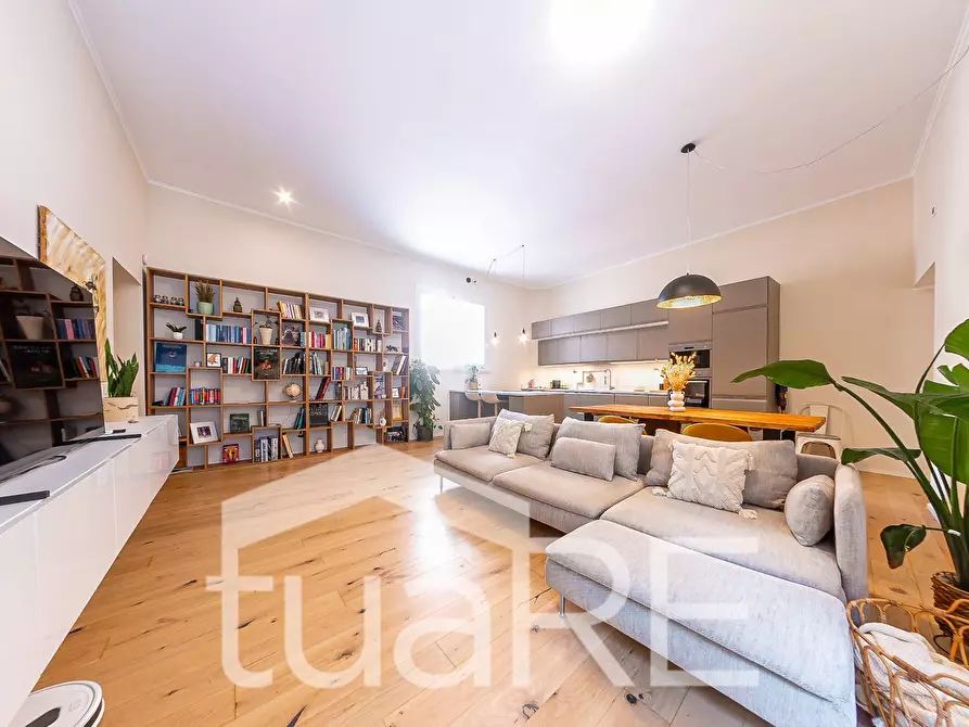 Immagine 13 di Appartamento in vendita  in Via Boncompagni a Roma