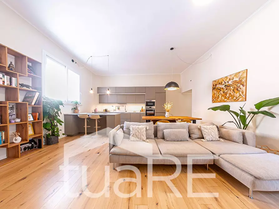 Immagine 14 di Appartamento in vendita  in Via Boncompagni a Roma