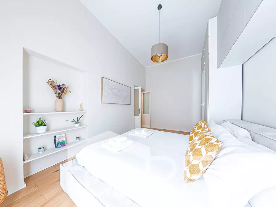 Immagine 25 di Appartamento in vendita  in Via Boncompagni a Roma