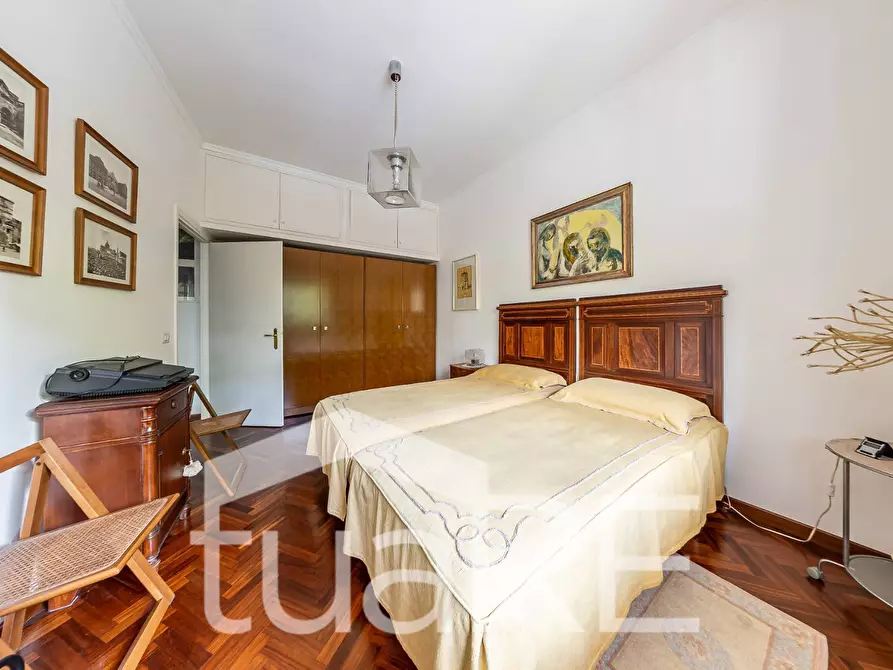 Immagine 19 di Appartamento in vendita  in Viale Delle Medaglie D'oro a Roma