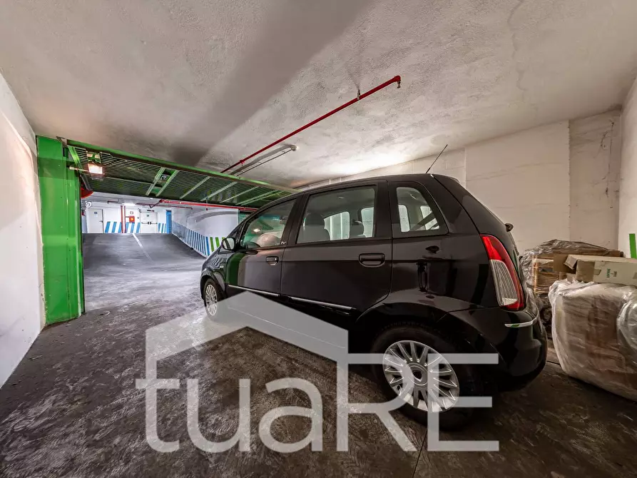 Immagine 23 di Appartamento in vendita  in Viale Delle Medaglie D'oro a Roma