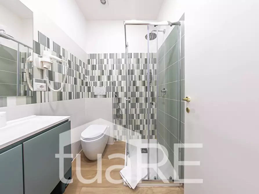 Immagine 4 di Appartamento in vendita  in Via Segesta a Roma