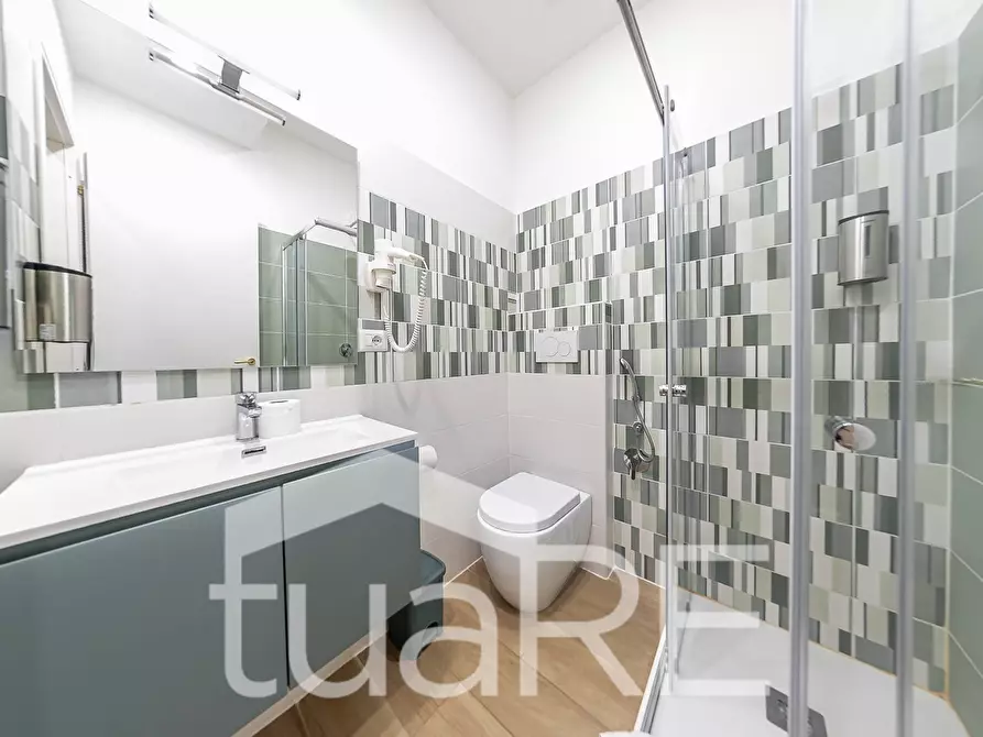 Immagine 5 di Appartamento in vendita  in Via Segesta a Roma