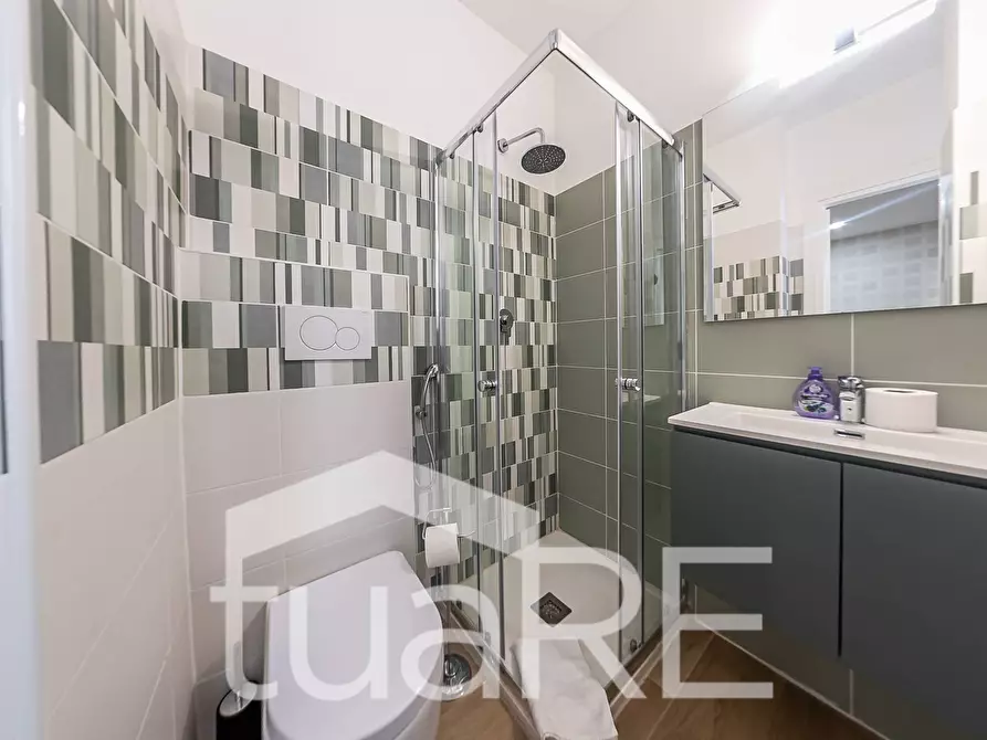 Immagine 6 di Appartamento in vendita  in Via Segesta a Roma