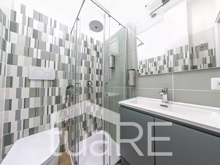 Immagine 8 di Appartamento in vendita  in Via Segesta a Roma