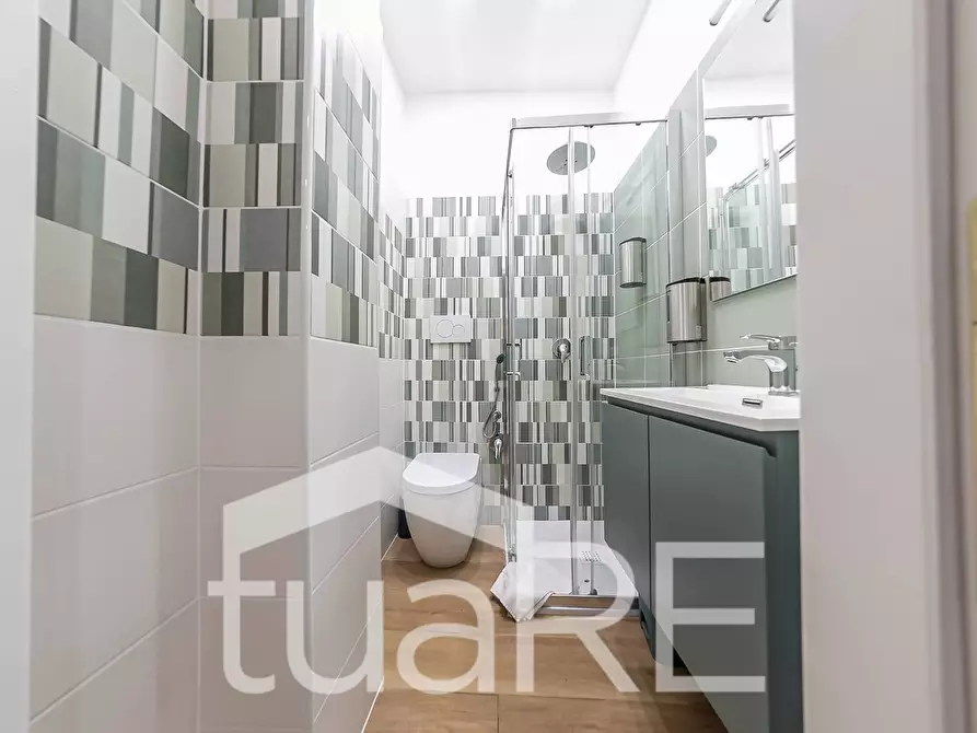 Immagine 9 di Appartamento in vendita  in Via Segesta a Roma