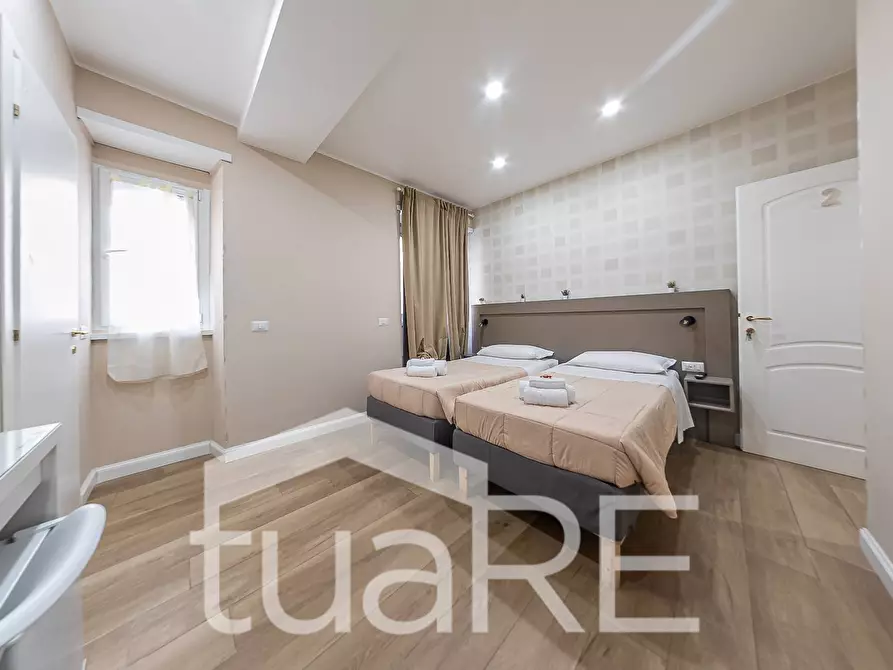 Immagine 11 di Appartamento in vendita  in Via Segesta a Roma