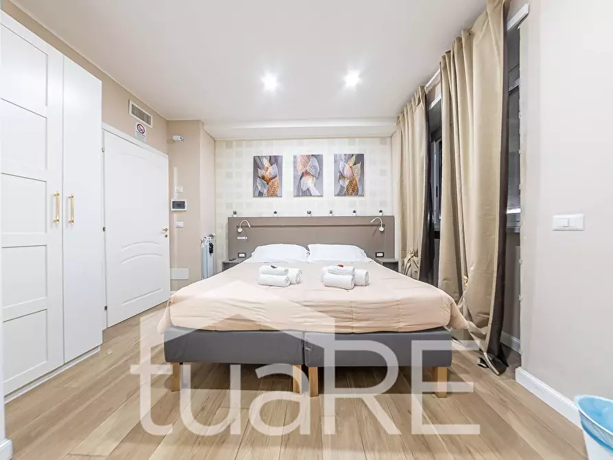 Immagine 14 di Appartamento in vendita  in Via Segesta a Roma