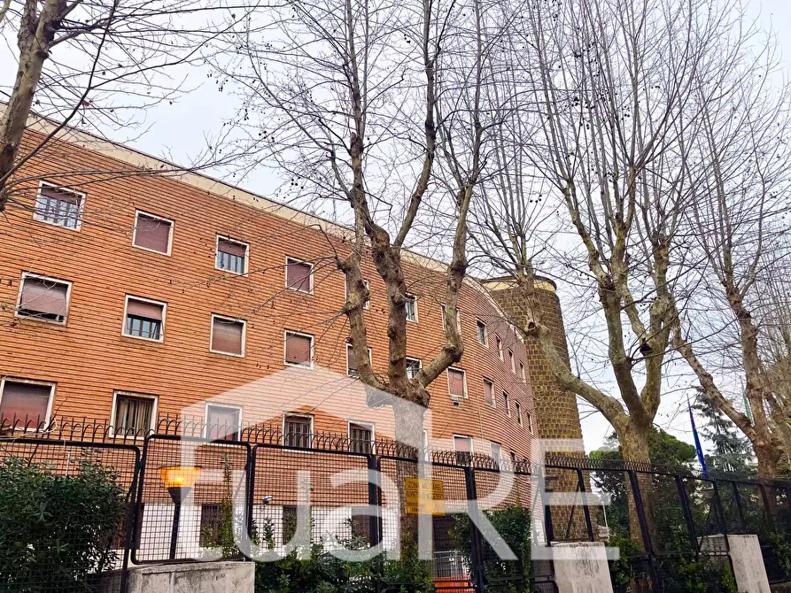 Immagine 19 di Appartamento in vendita  in Piazza Ungheria a Roma