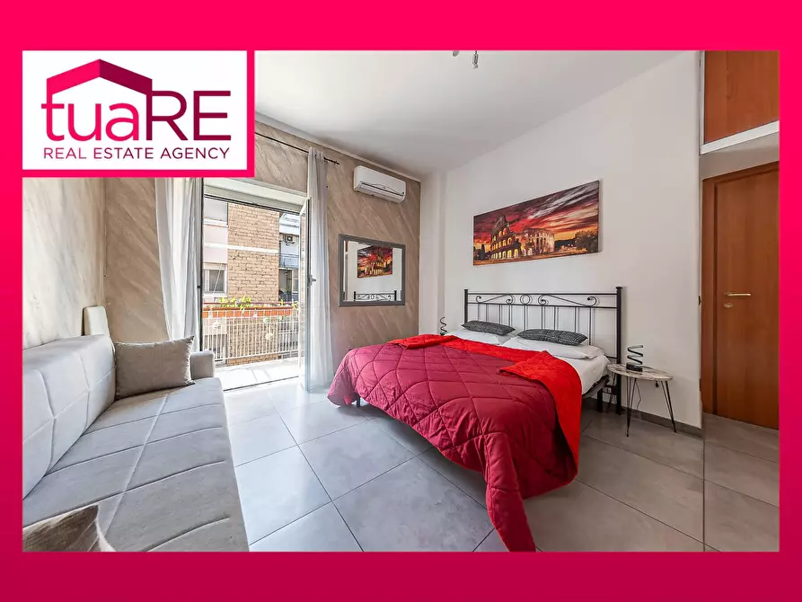 Immagine 1 di Appartamento in vendita  in Via Giovanni Volpato a Roma