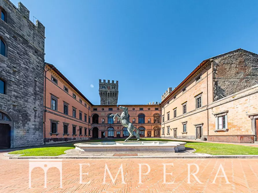 Immagine 3 di Palazzo in vendita  in via Monaldeschi della Cervara a Acquapendente