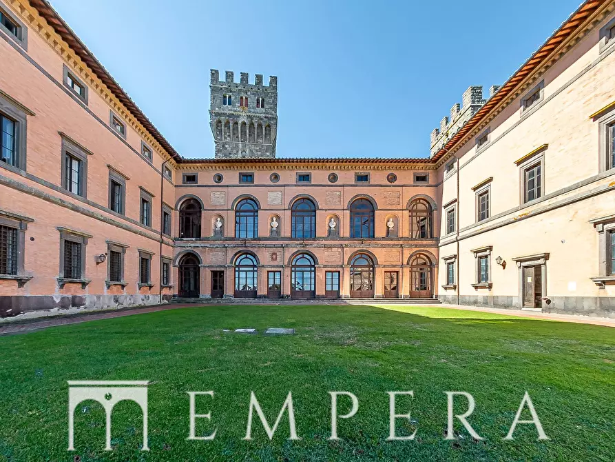 Immagine 4 di Palazzo in vendita  in via Monaldeschi della Cervara a Acquapendente