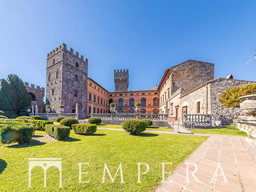 Immagine 8 di Palazzo in vendita  in via Monaldeschi della Cervara a Acquapendente