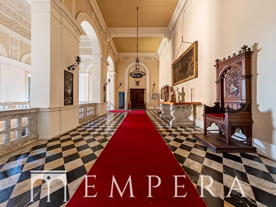 Immagine 21 di Palazzo in vendita  in via Monaldeschi della Cervara a Acquapendente