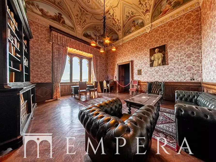 Immagine 30 di Palazzo in vendita  in via Monaldeschi della Cervara a Acquapendente