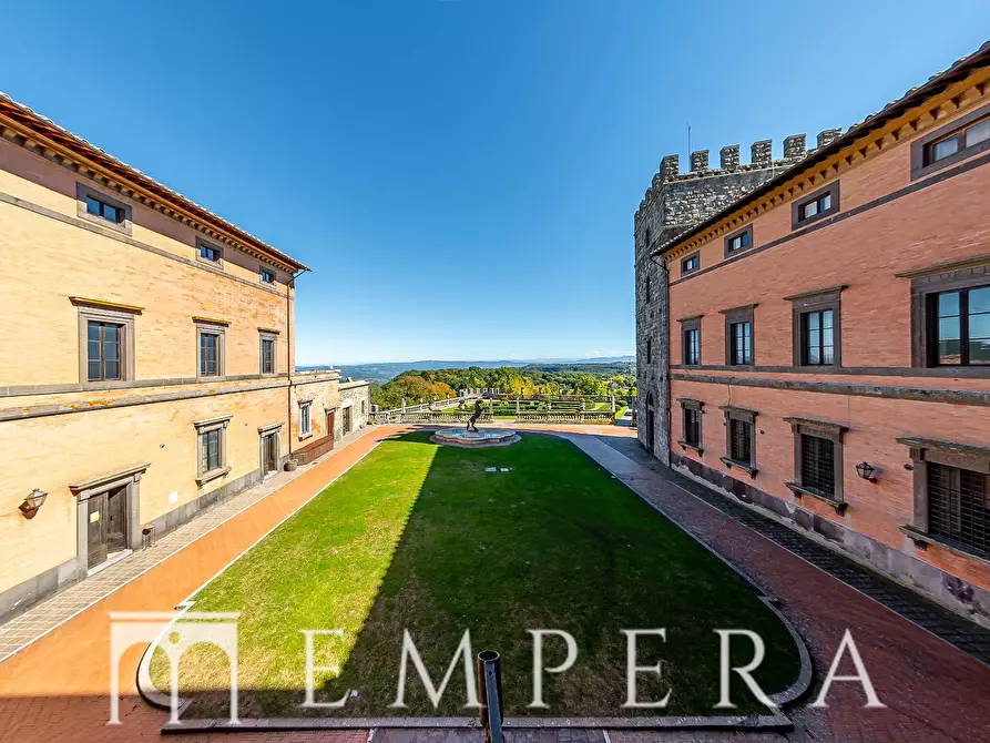 Immagine 40 di Palazzo in vendita  in via Monaldeschi della Cervara a Acquapendente