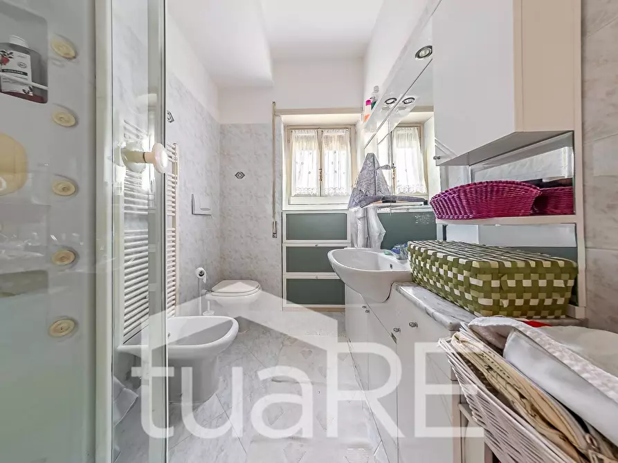Immagine 7 di Appartamento in vendita  in Via Cassia a Roma