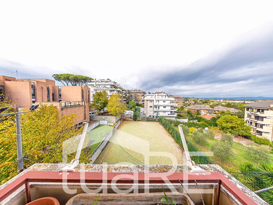 Immagine 10 di Appartamento in vendita  in Via Cassia a Roma