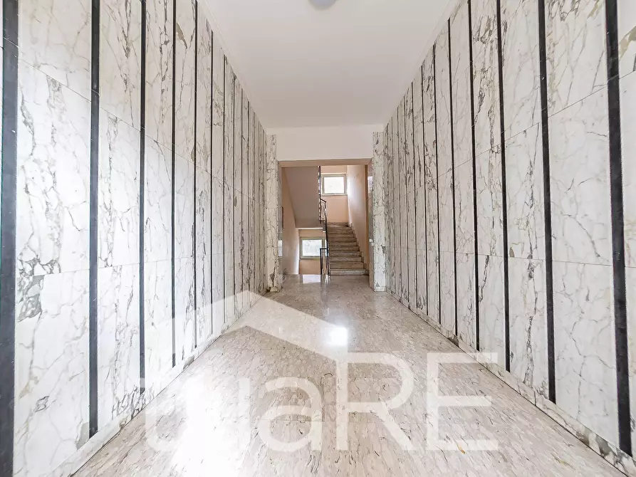 Immagine 13 di Appartamento in vendita  in Via Cassia a Roma