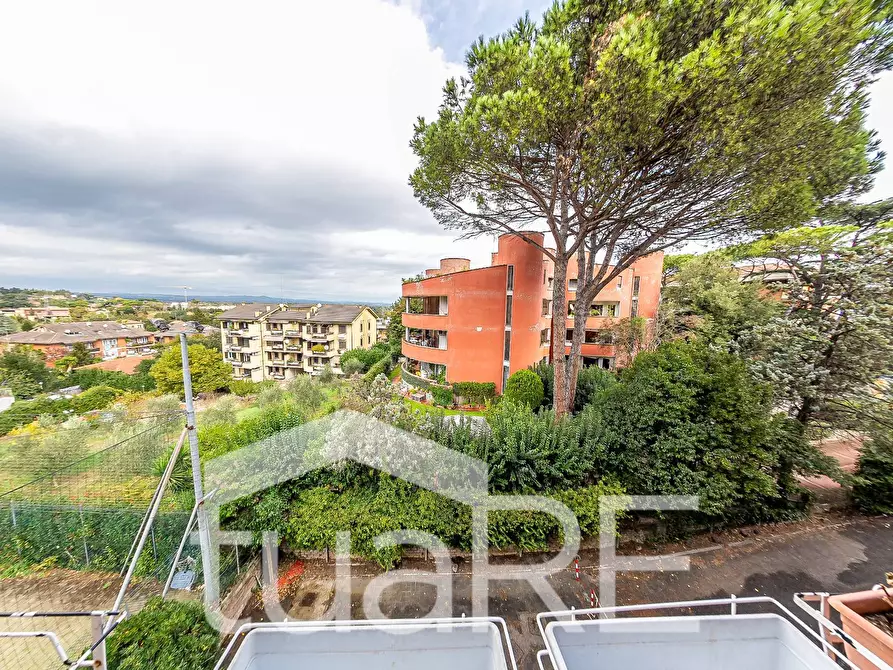 Immagine 18 di Appartamento in vendita  in Via Cassia a Roma