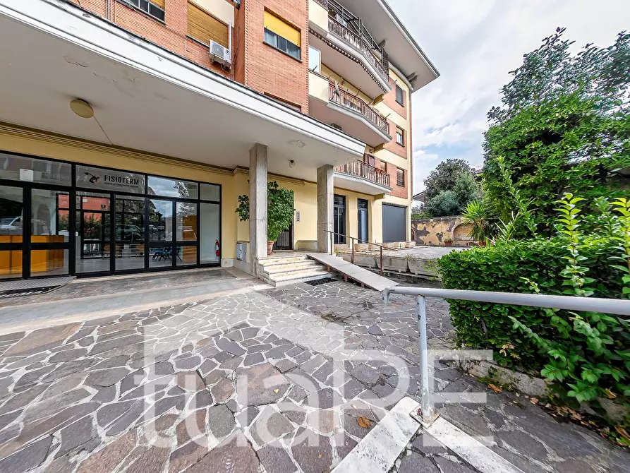 Immagine 21 di Appartamento in vendita  in Via Cassia a Roma