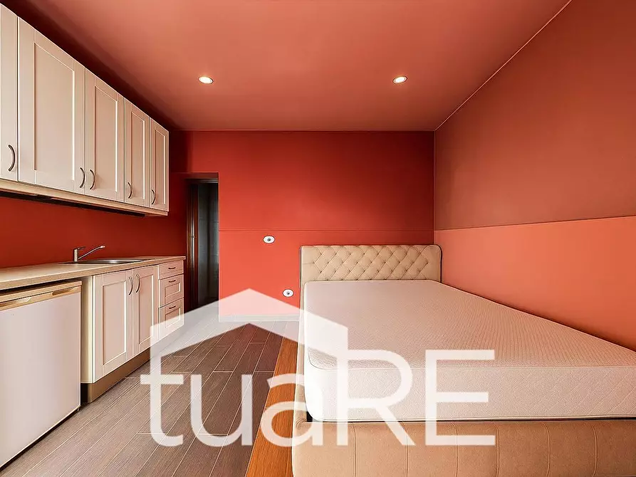 Immagine 19 di Appartamento in vendita  in Via Braccio Da Montone a Roma